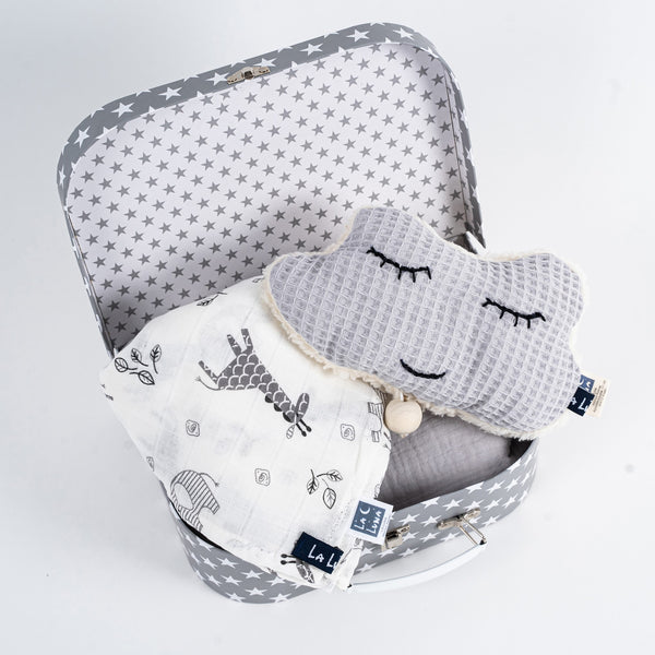 Baby Geschenkset im Koffer 4tlg - Spieluhr Wolke + Spucktuch + Koffer + Glückwunschkarte - LA LUNA®